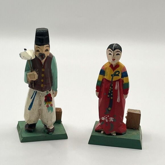 Vintage Folk ART Korean/Asian Hand Carved Painted Wooden Figurine Set Pair - Picture 2 of 9